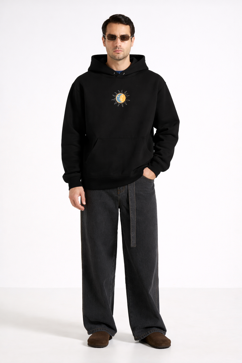 Sonne/Mond – Bestickter Hoodie