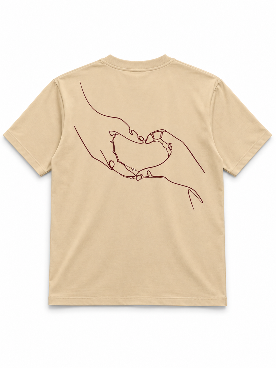 Hand in Herz T-Shirt