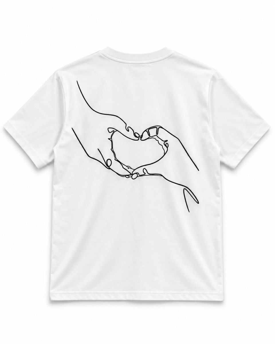 Hand in Herz T-Shirt