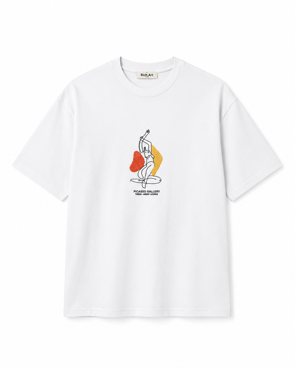 T-Shirt – Gestickte sitzende Frau