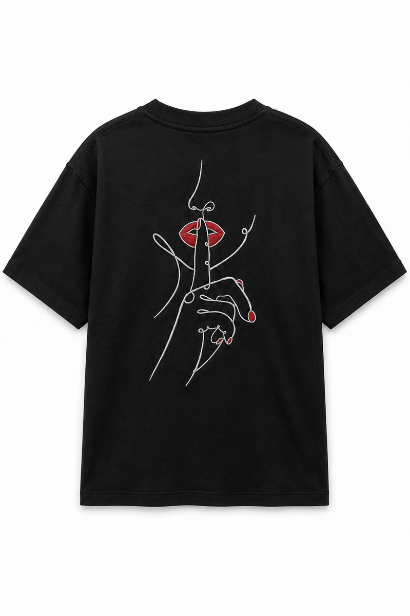 T-Shirt – Stickerei „Silence“