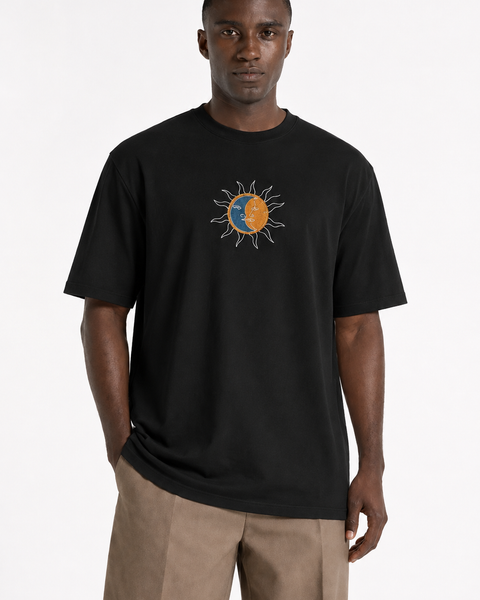T-Shirt – Stickerei Sonne/Mond