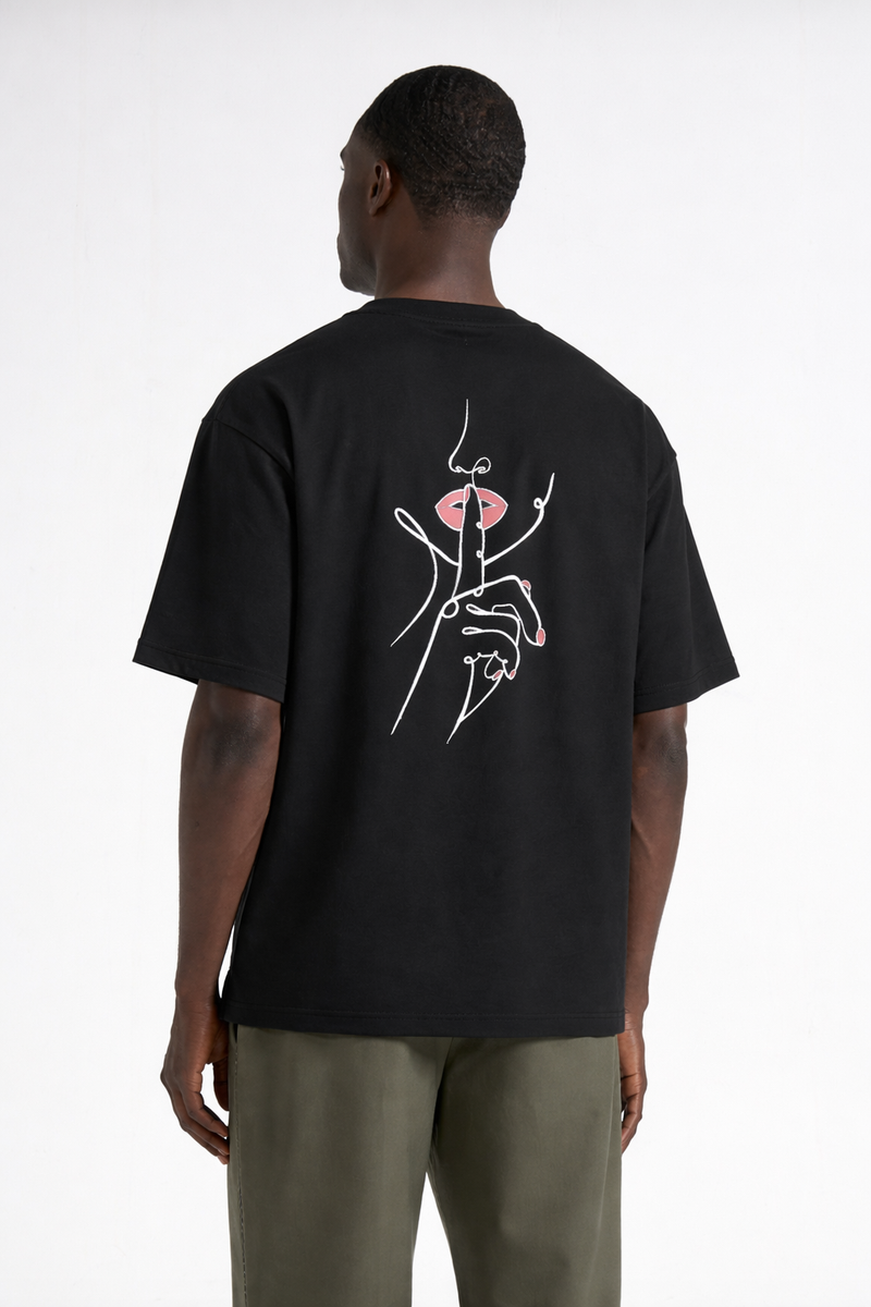 T-Shirt – Stickerei „Silence“