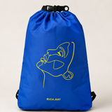 Sac étanche waterproof bleu Rich.Art avec illustration artistique jaune, idéal pour vélo, plage, randonnée et activités outdoor