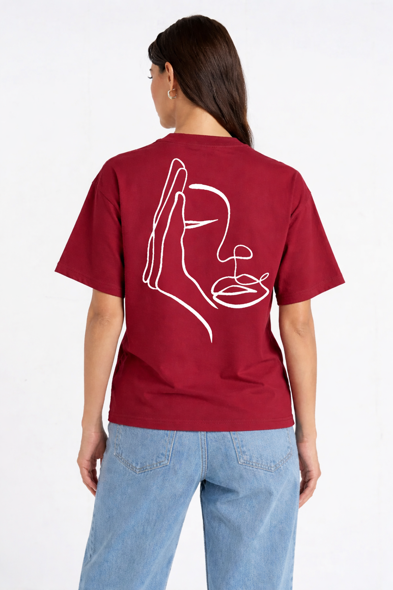 T-shirt oversize brodé Rich.Art avec illustration minimaliste d’un visage abstrait et d’une main en One Line Art au dos